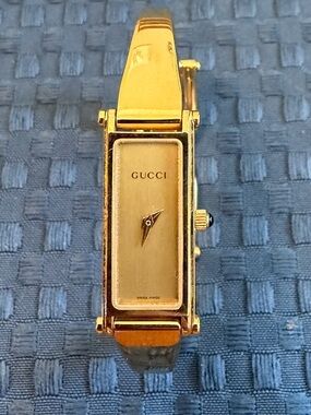 Vintage Gucci 1500L 18k Gold Plated Gold Dial Bangle Watch